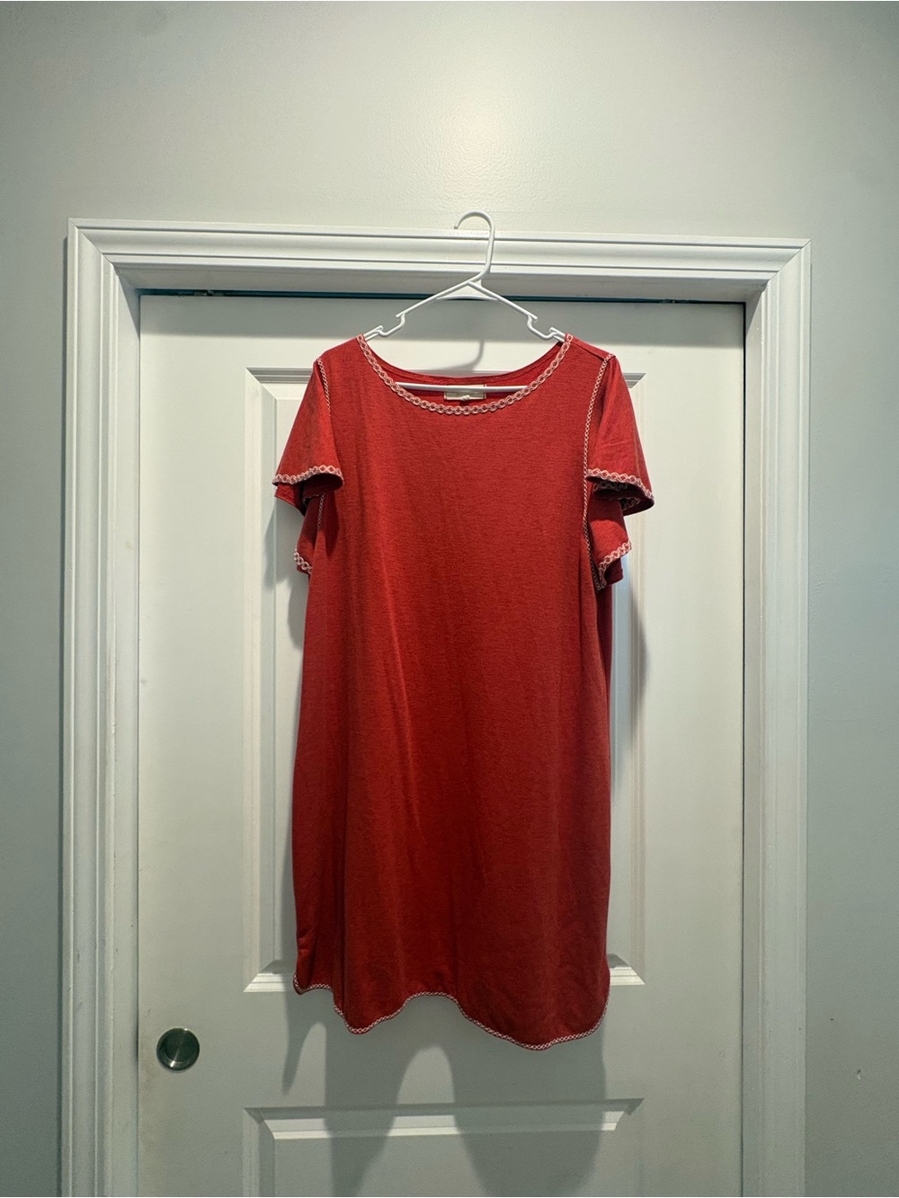Max Studio Red Short Sleeve Tunic with Scalloped Trim
